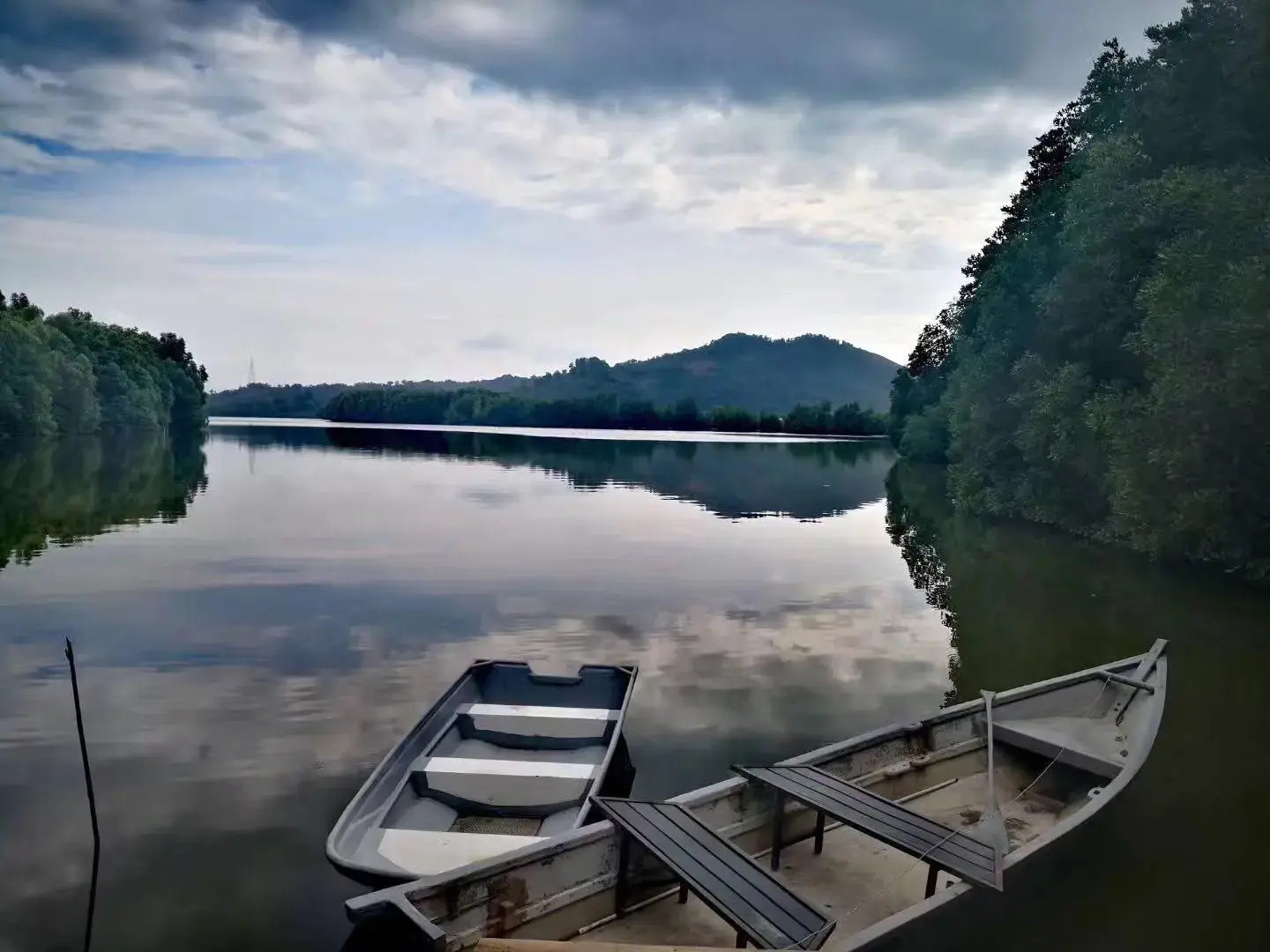 Gayang friendly water house homestay