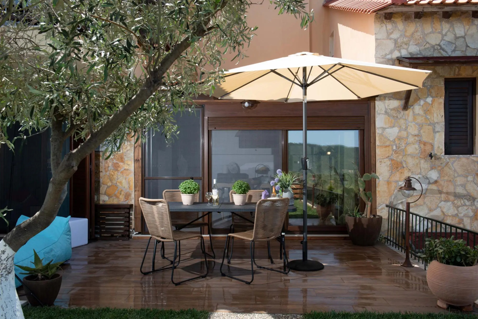 Dandy on the Beach Nea Roda, Komitsa Beach | Private Villa with Pool |Sea View