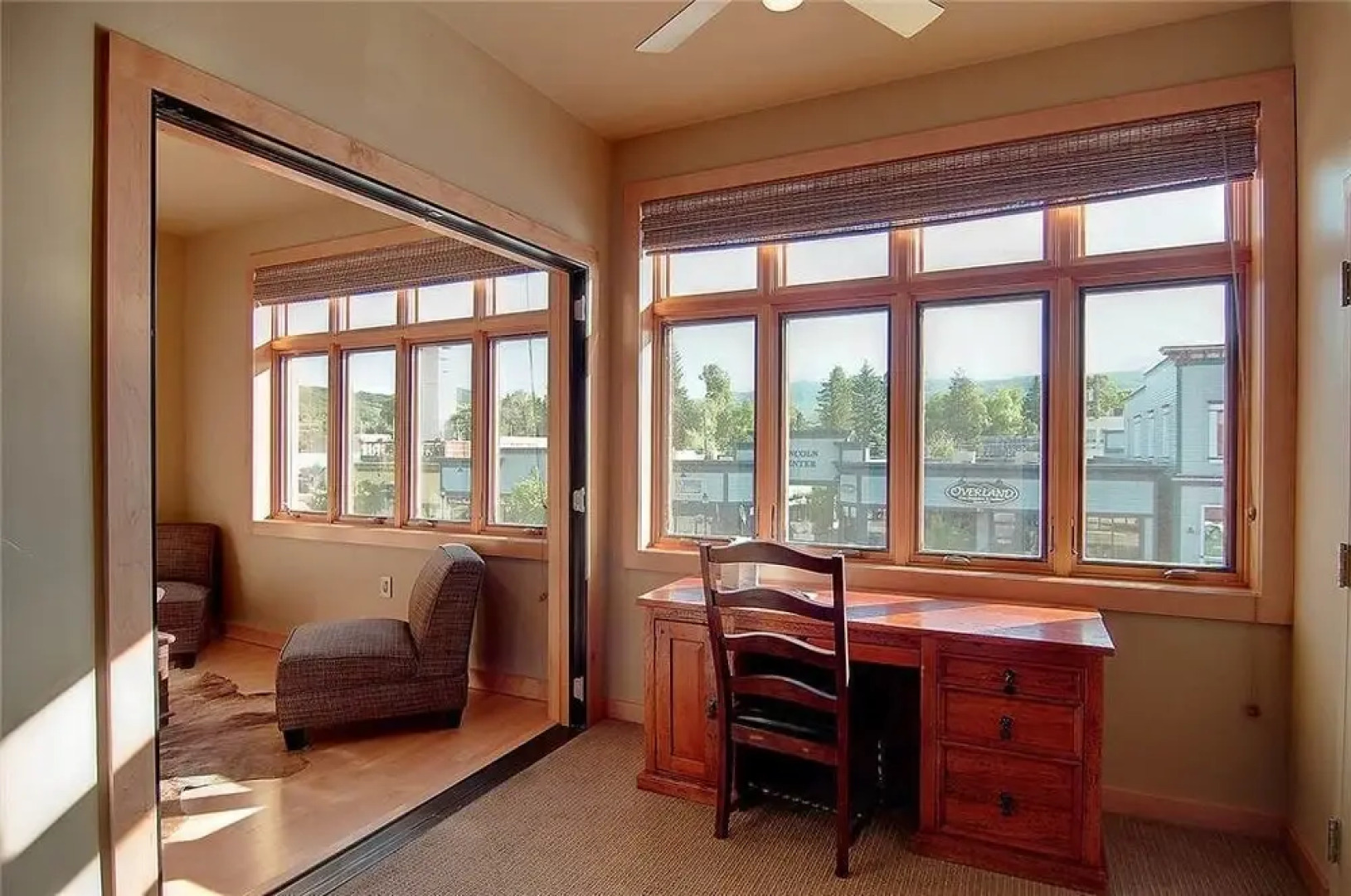 Rudder Village 5 4 Br home by RedAwning