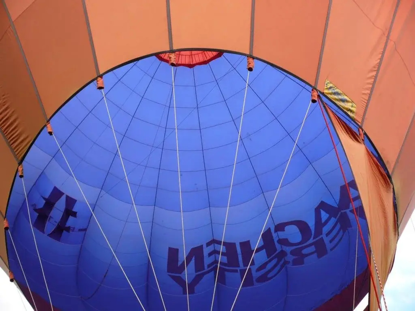 Relax Trois Bornes - De Grenspost