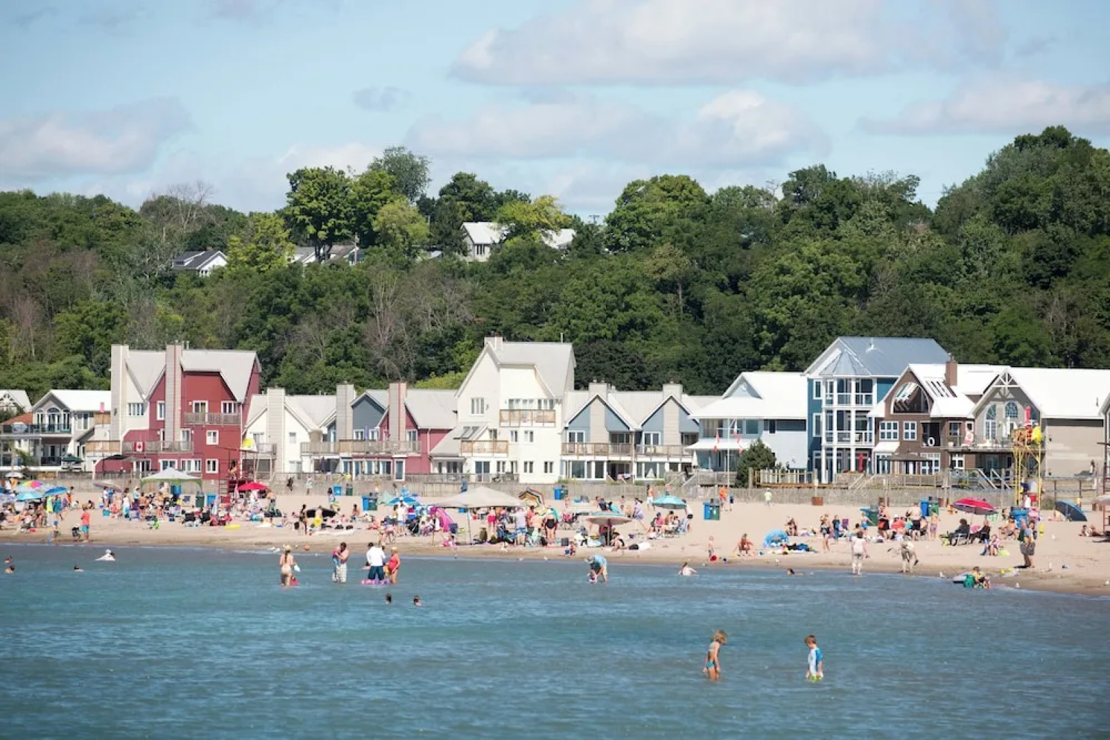 Holiday Inn Express & Suites St.Thomas by IHG