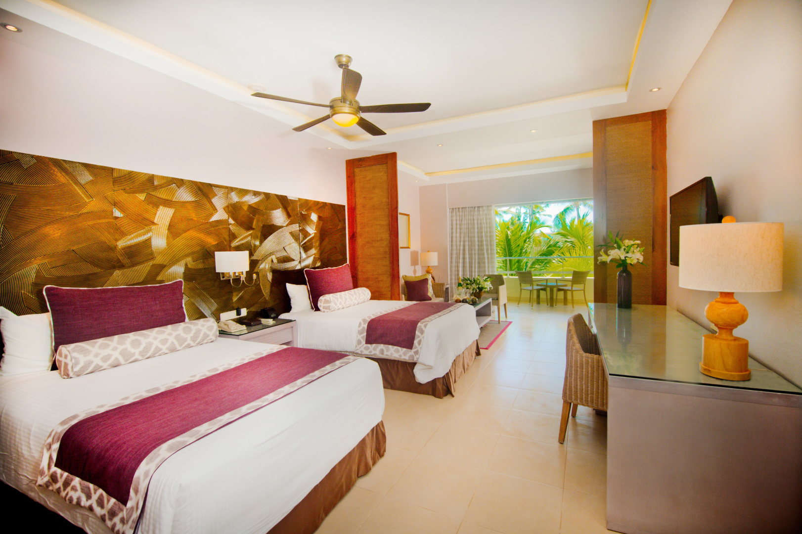 Now Larimar - Preferred Club Deluxe Pool/piscina View