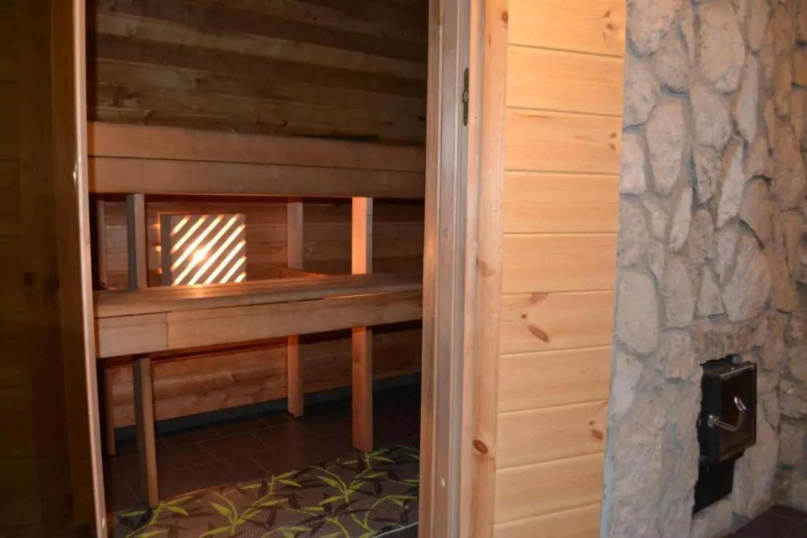 Kivi-Roosi Holiday House