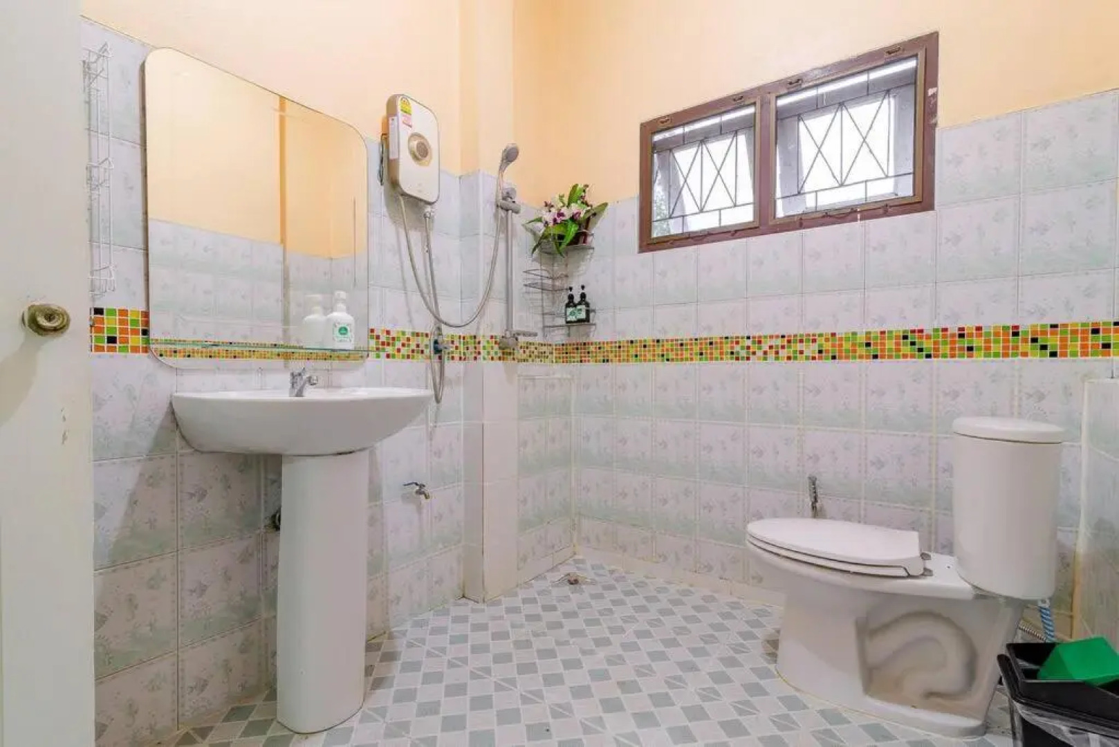 Bangsaphan Paradise Blue House 230 m. to the beach