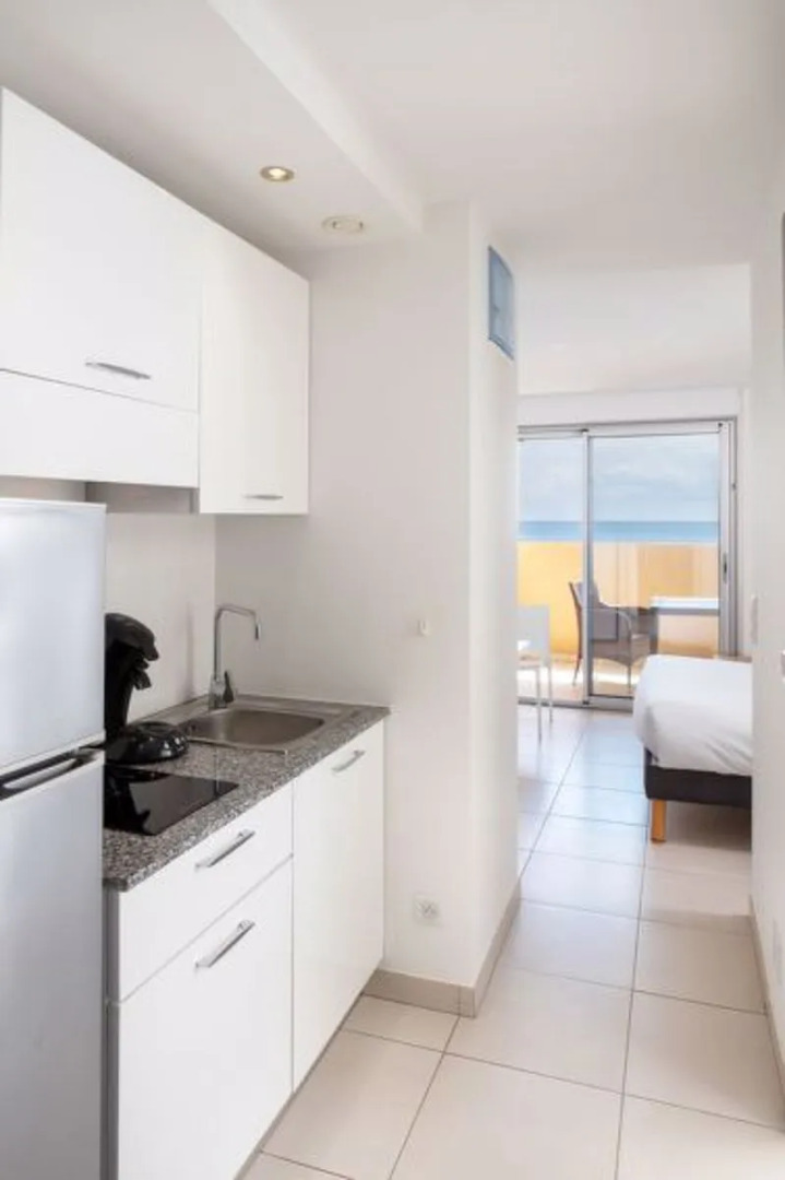 Marina Bianca (MNI101)