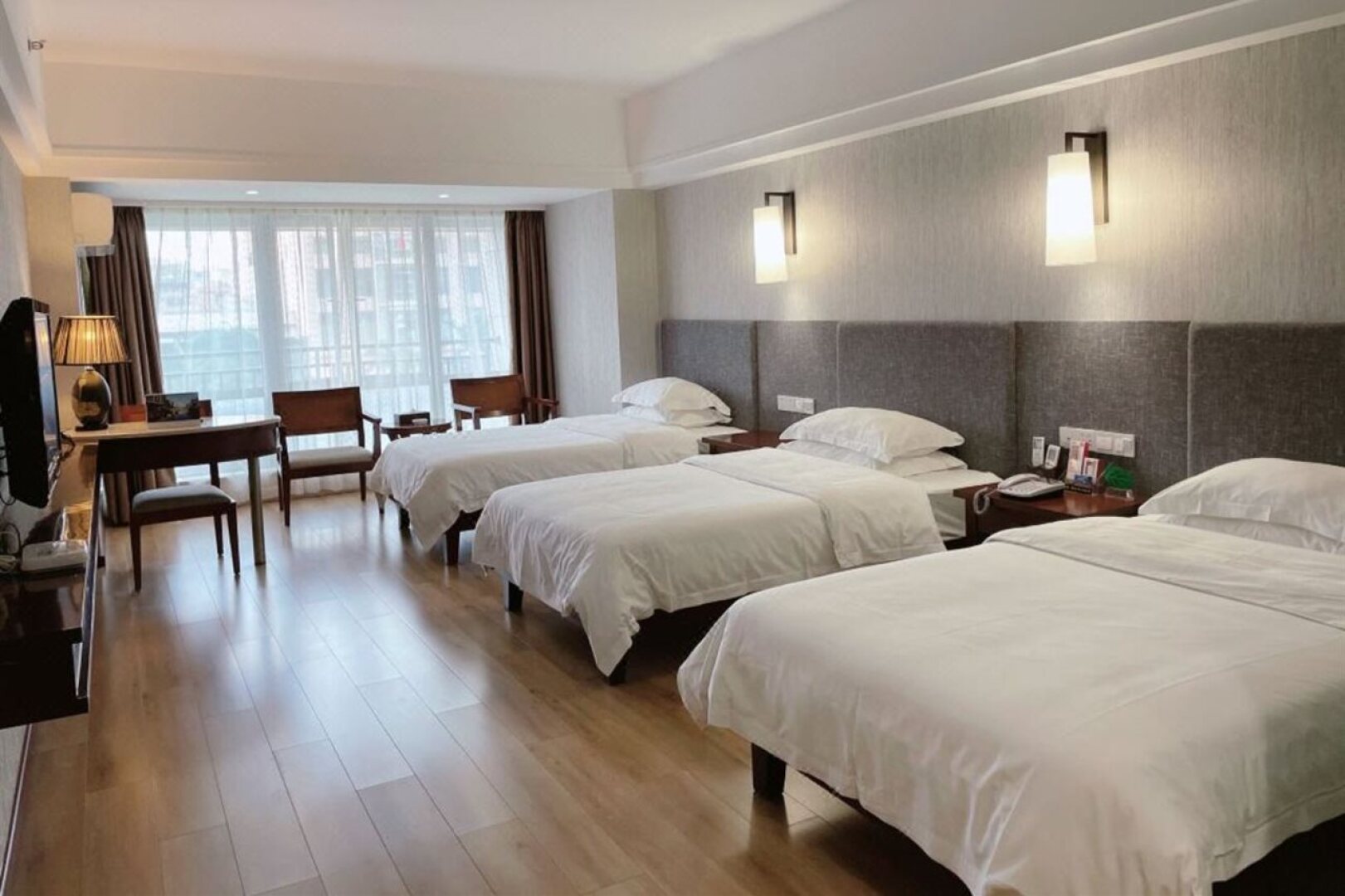 Ramada Encore by Wyndham Qionghai Downtown