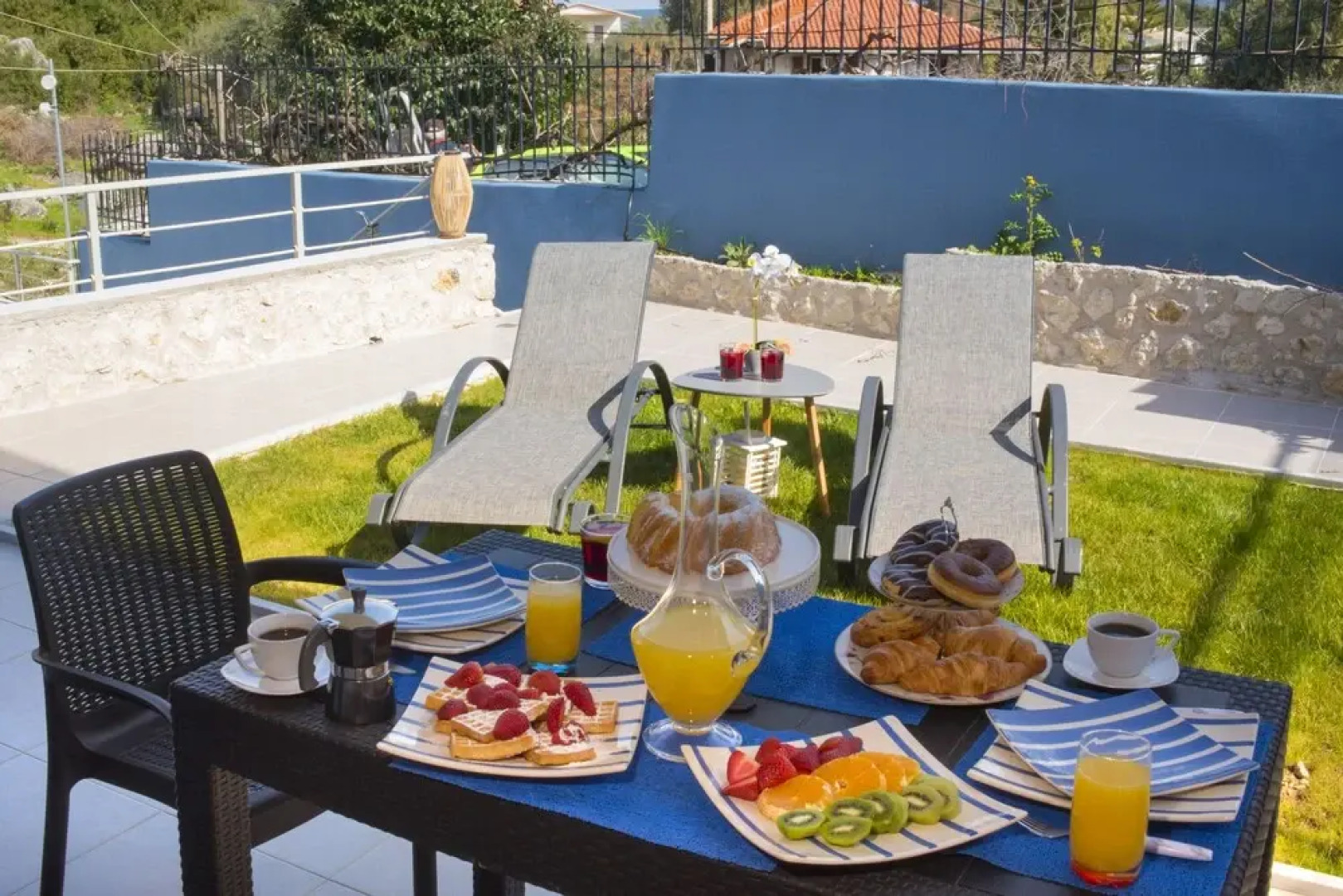 Blue Houses complex Nikiana