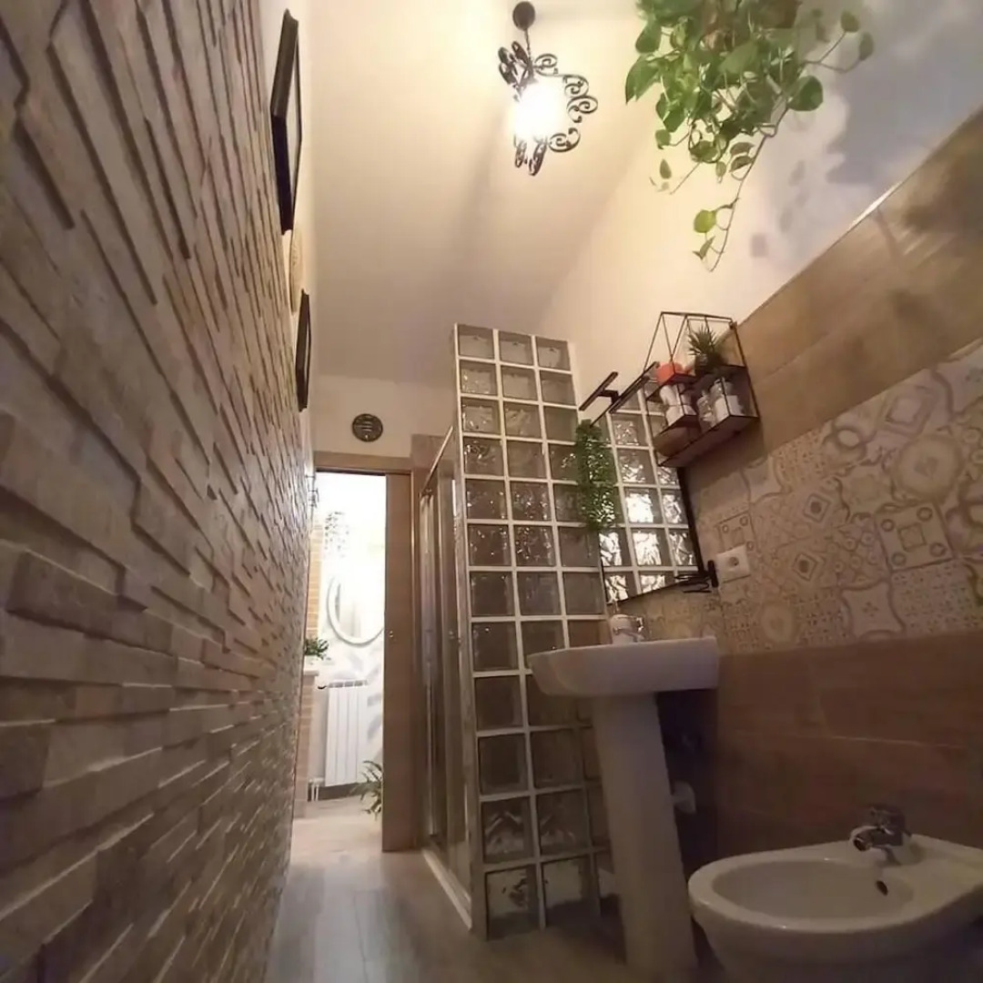 An Oasi for Traveller Close to the Lake and Lugano