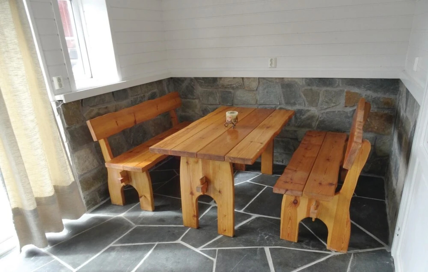 Awesome Home in Jelsa With 3 Bedrooms and Wifi