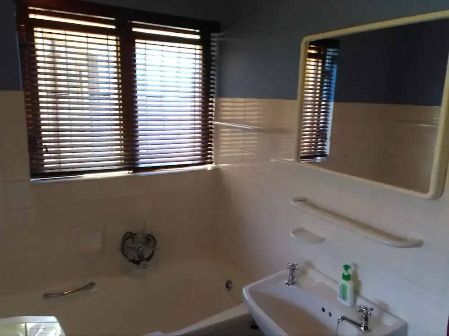 Come an Enjoy Cape Towns Best Kept Secret Kleinmond, 2 Hours From the City