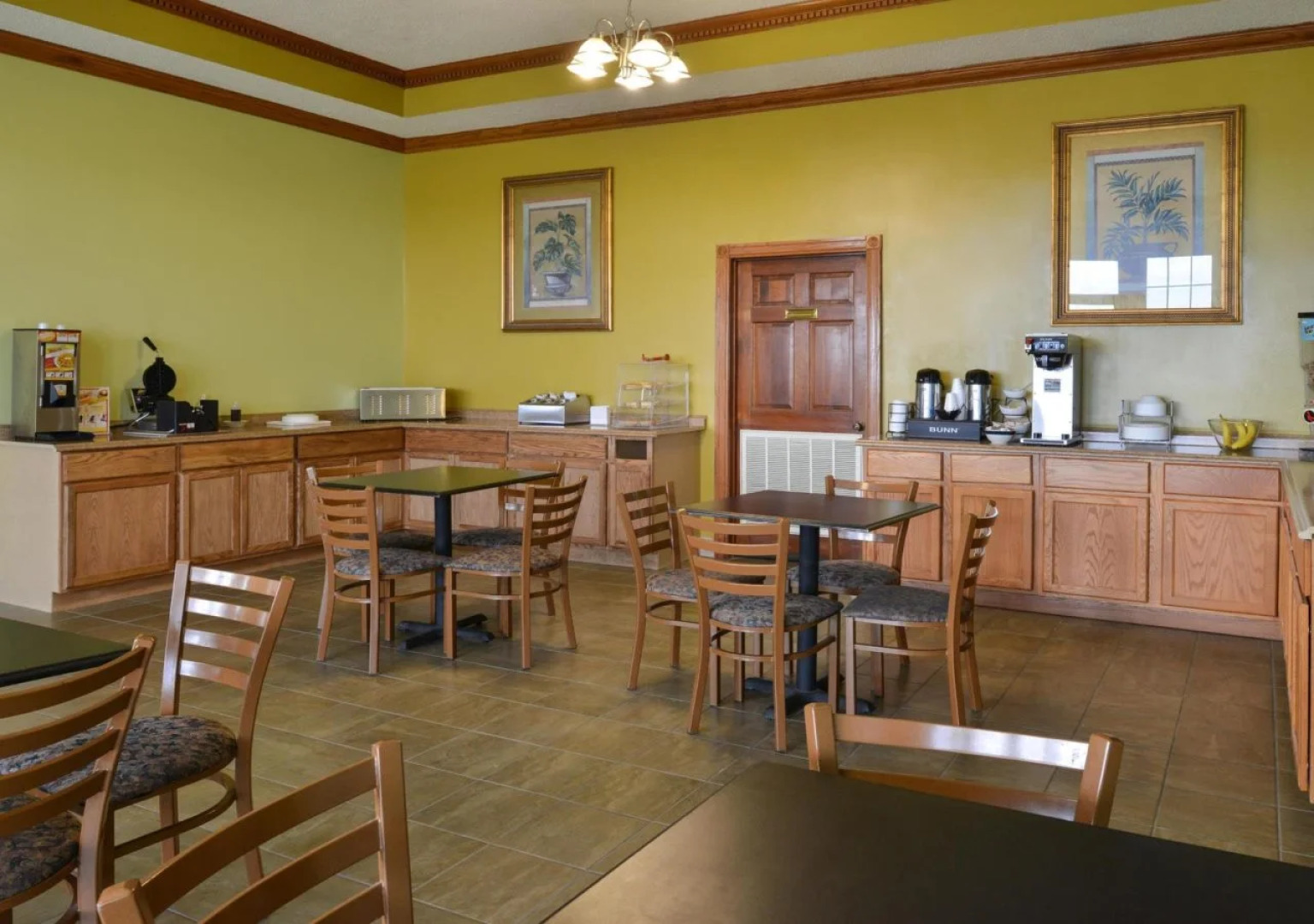 Motel 6 Grand Rivers, KY