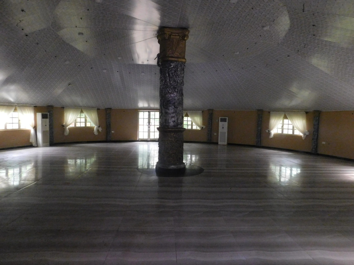 Honeyland Beach Resort