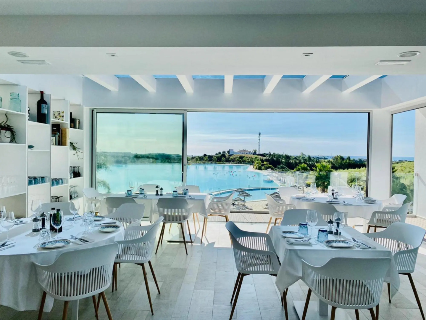 Al-401 Apartment in Alcazaba Lagoon