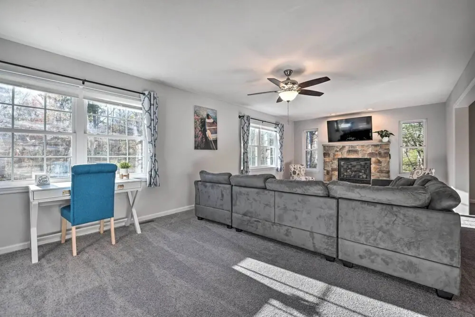 Walk to Beach: Family-friendly Arrowhead Lake Home