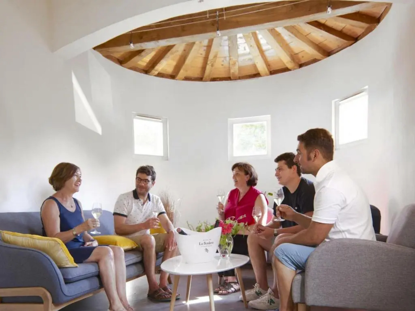 Gîte Bar-sur-Seine, 7 pièces, 26 personnes - FR-1-543-134