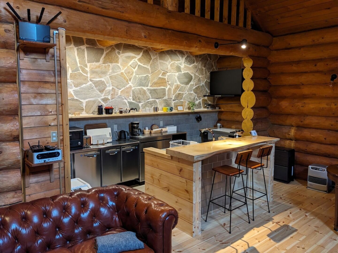 Log cabin rental & Finland Sauna Step House