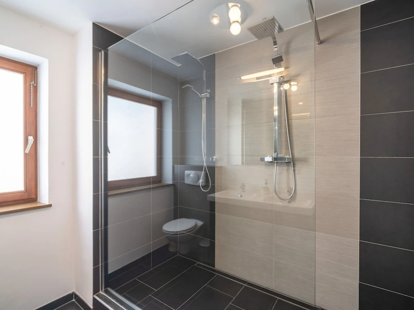 Luxury Chalet with Infrared Sauna near Ski Area in Tyrol