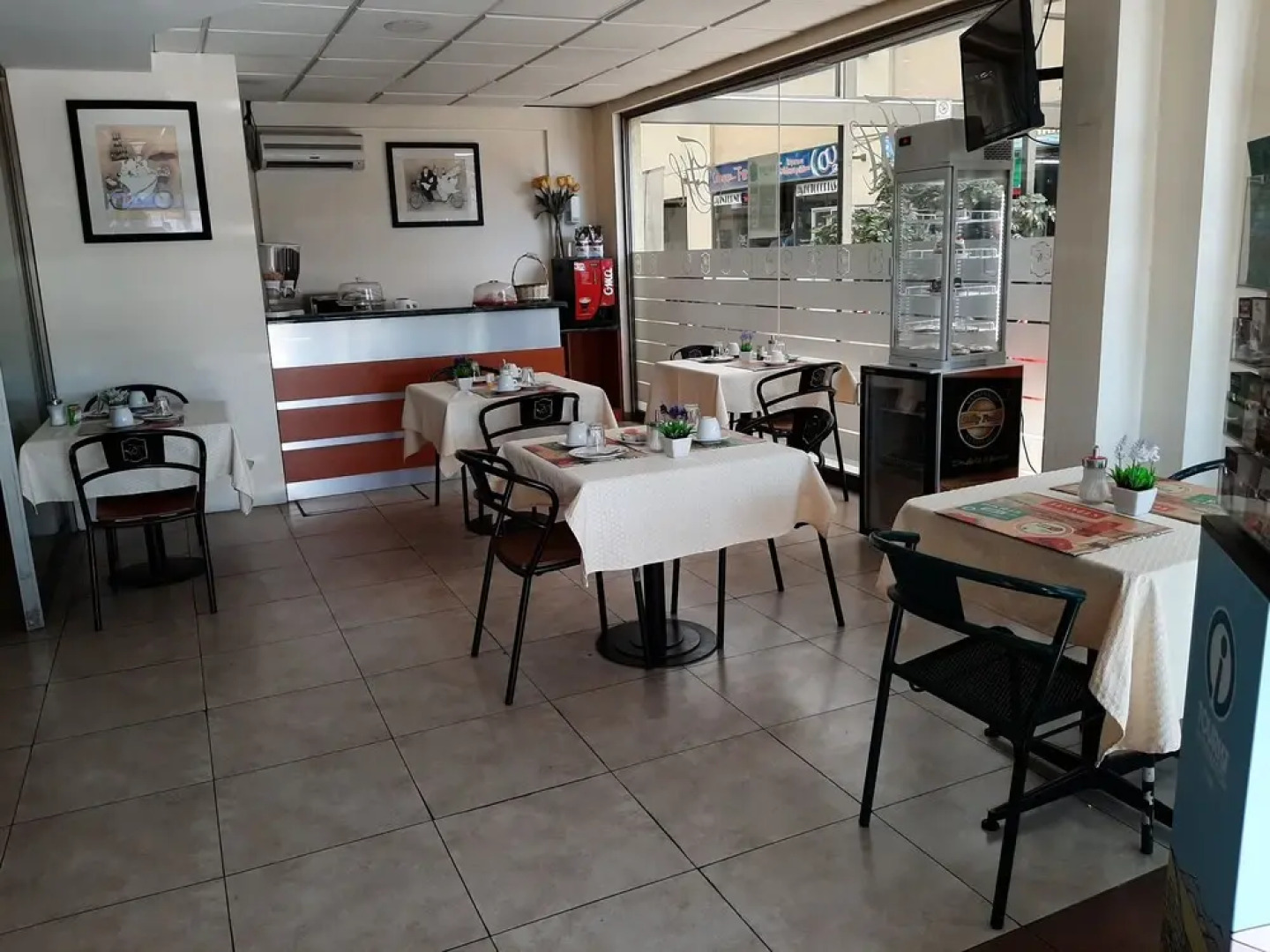 Nativo Hotel y Cafeteria
