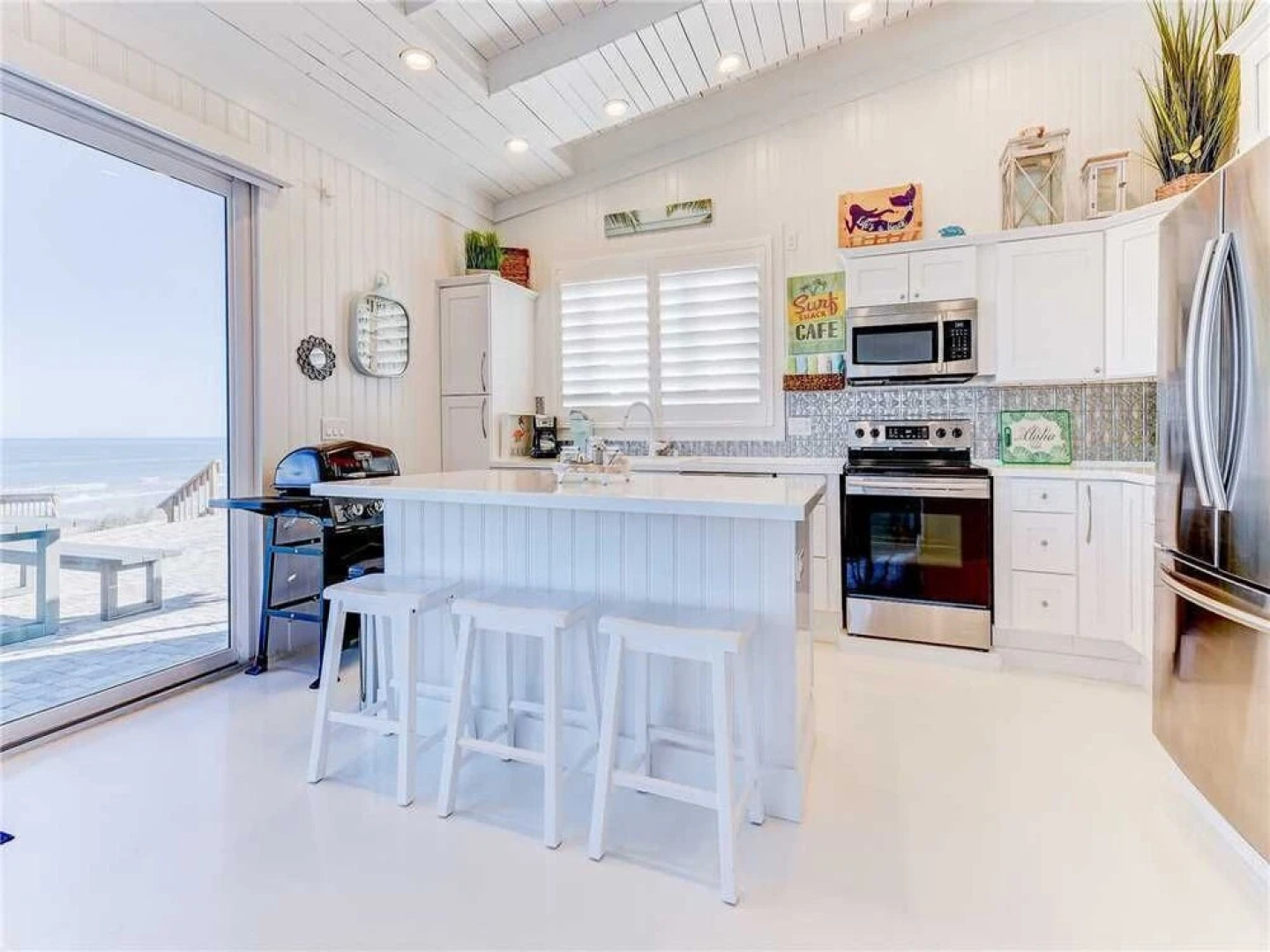 Romantic Beach House, as Seen on Hgtv, 3 Bedrooms, Sleeps 6