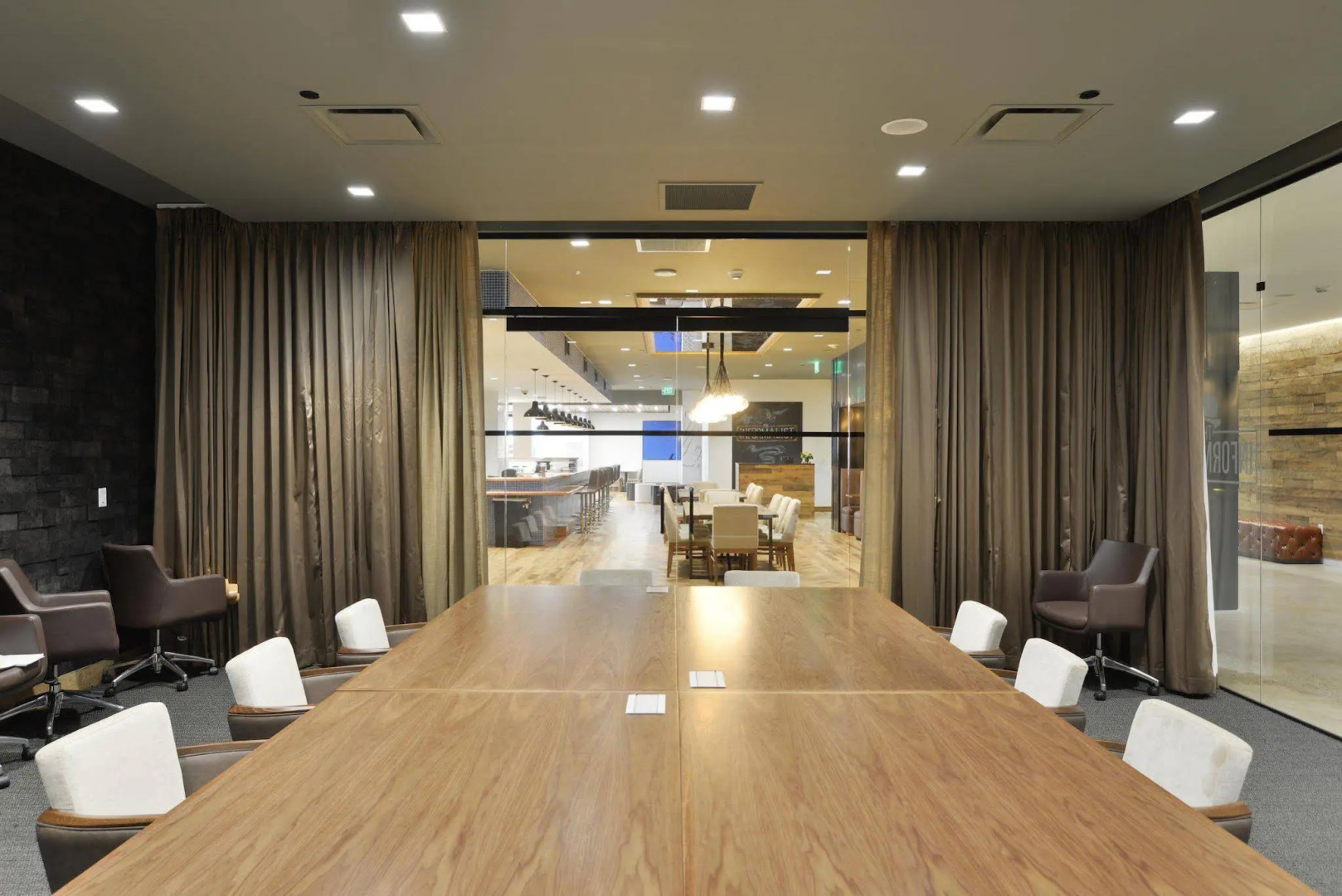 The Lismore Eau Claire - a DoubleTree by Hilton