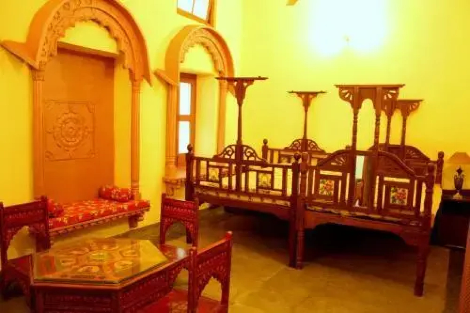 Ishwari Niwas Palace