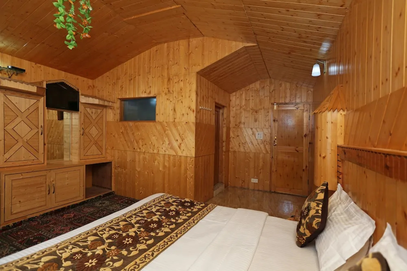 OYO 9084 Hotel Tourist Palace