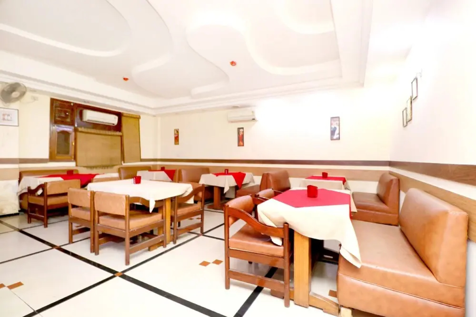 OYO 43237 Hotel Park Inn