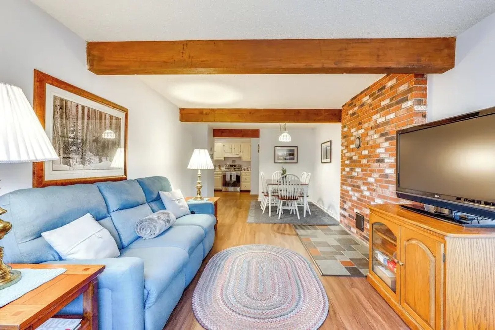 Inviting Bartlett Condo: 1 Mi to Attitash Mountain