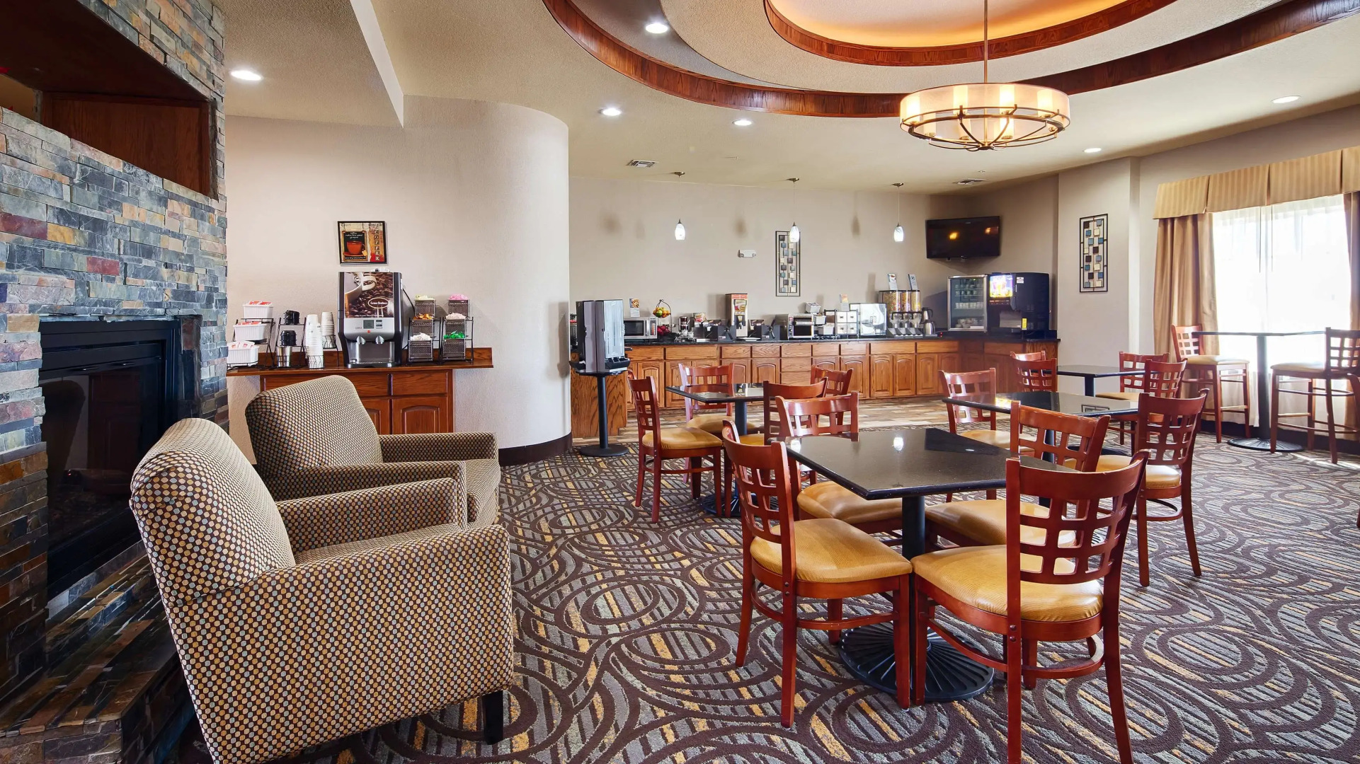 Best Western Plus Fort Worth Forest Hill Inn & Suites