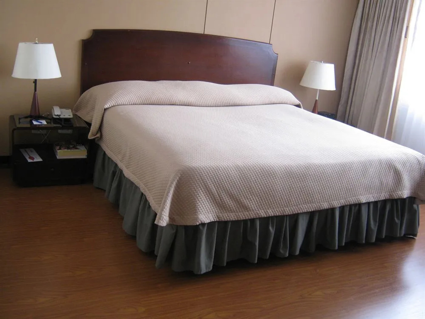 Hotel Hunza Y Centro De Convenciones