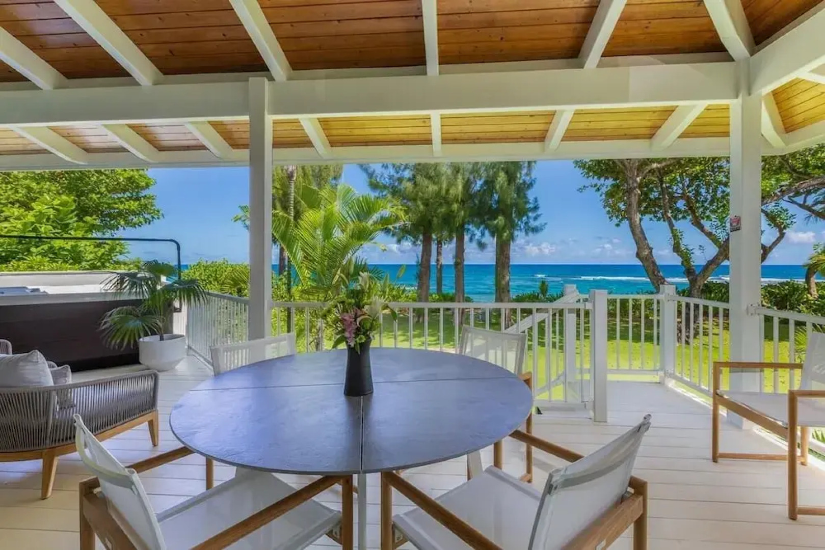 Camp Alealea 1 3 Bedroom Home by RedAwning