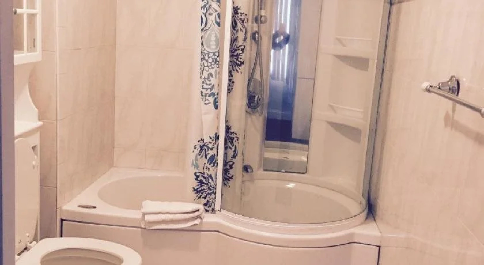 Rally Point Inn And Pub