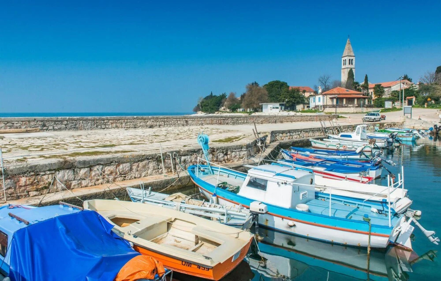 Nice Apartment in Lovrecica With Wifi and 2 Bedrooms