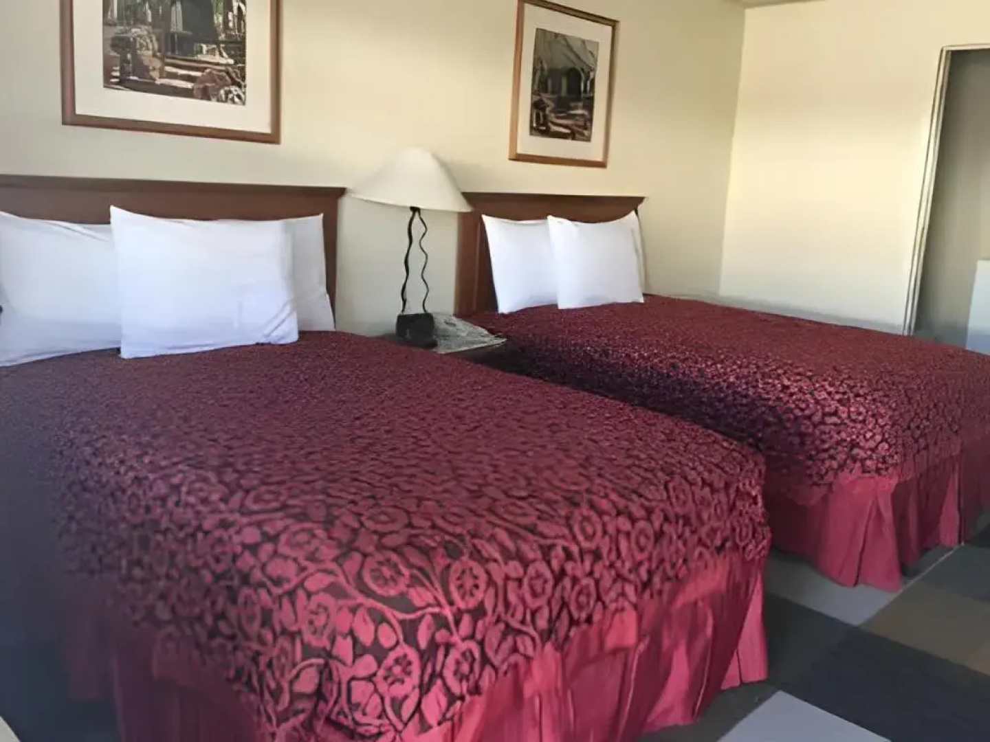Knights Inn  Gallup near University of New Mexico