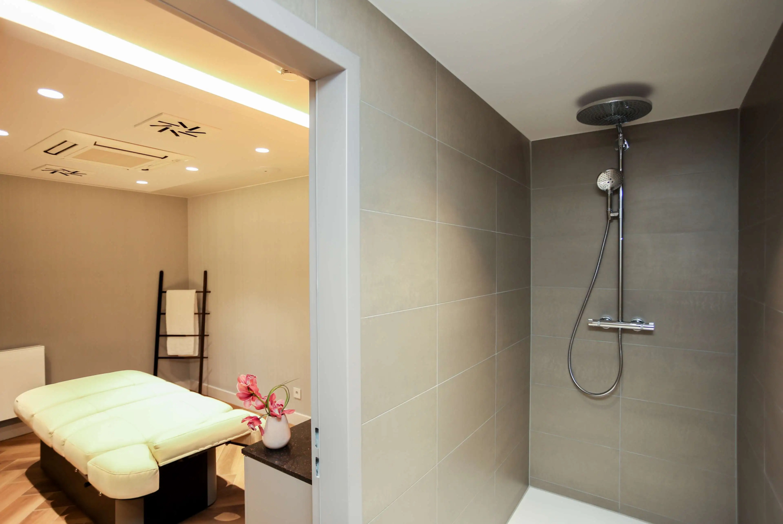 art'otel Berlin Mitte powered by Radisson Hotels