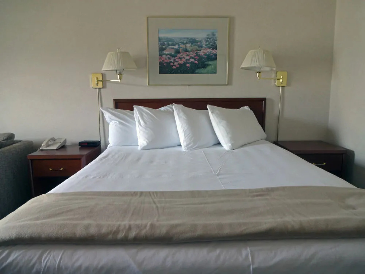 Powell River Town Centre Hotel