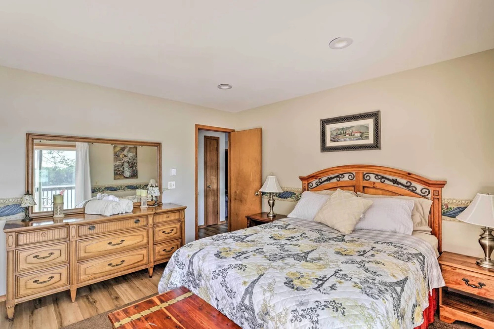 Lakefront Retreat w/ Dock & Yard in Tobyhanna!