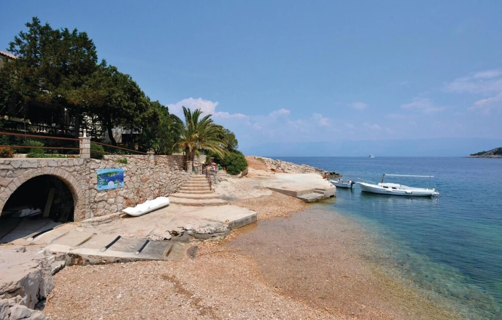 Nice Home in Zastrazisce With 3 Bedrooms and Wifi