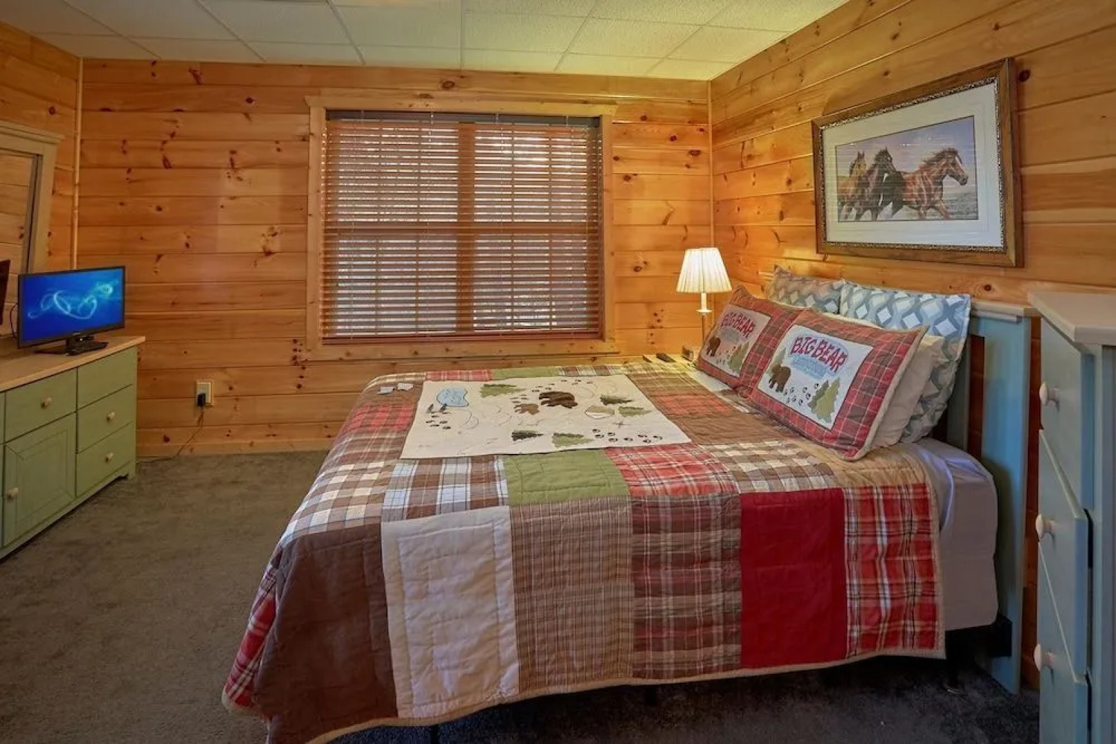 Moonshiners View Apartment 2