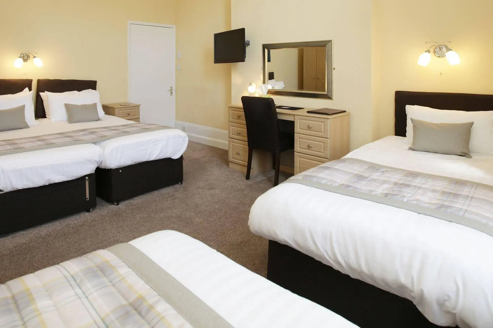 The Robin Hill Hotel