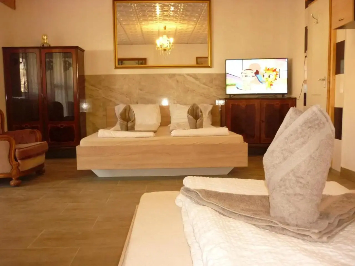 R1 Rolléder Apartman-ház