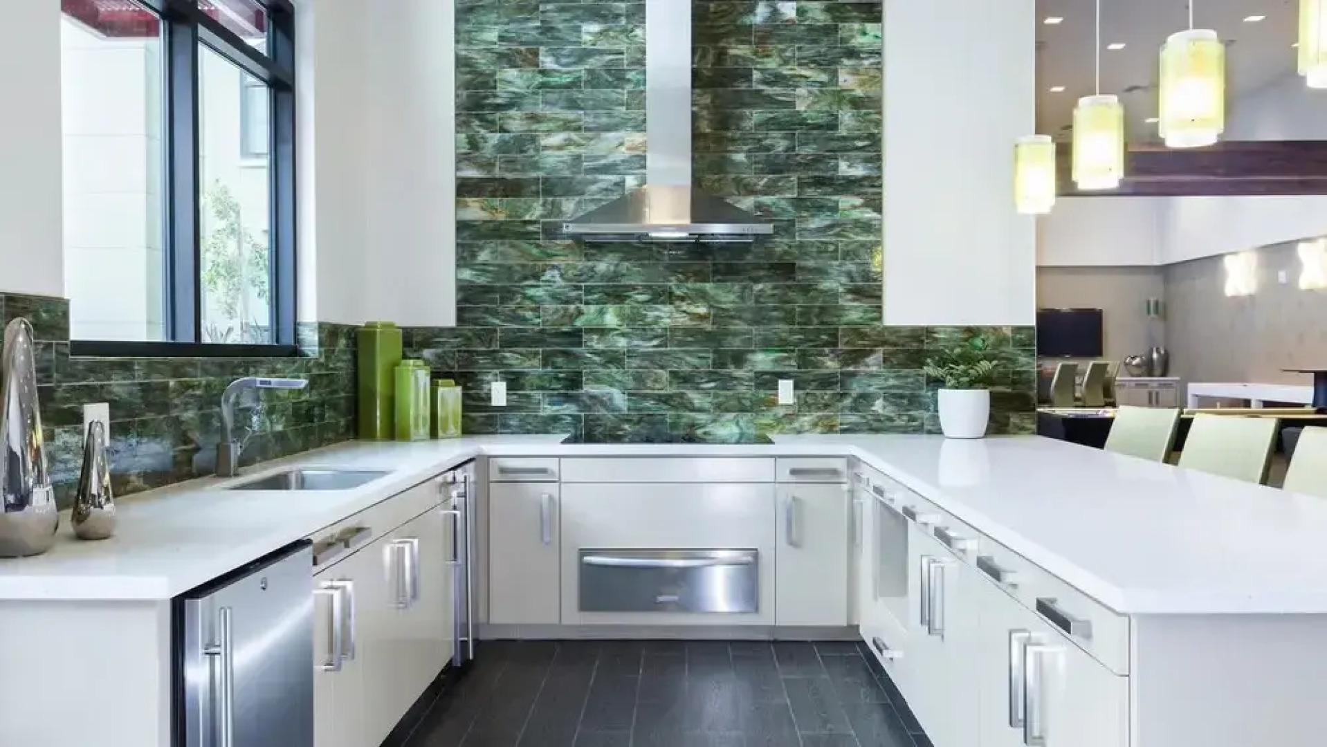 Global Luxury Suites Redwood City