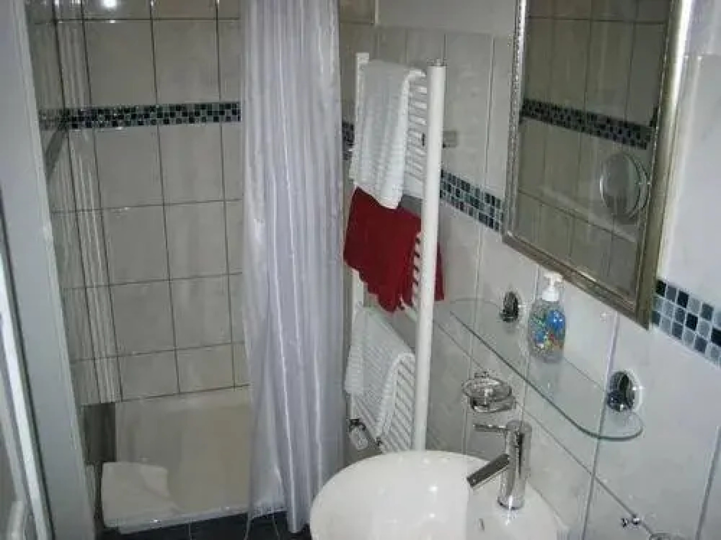 Kleine Villa am Turm