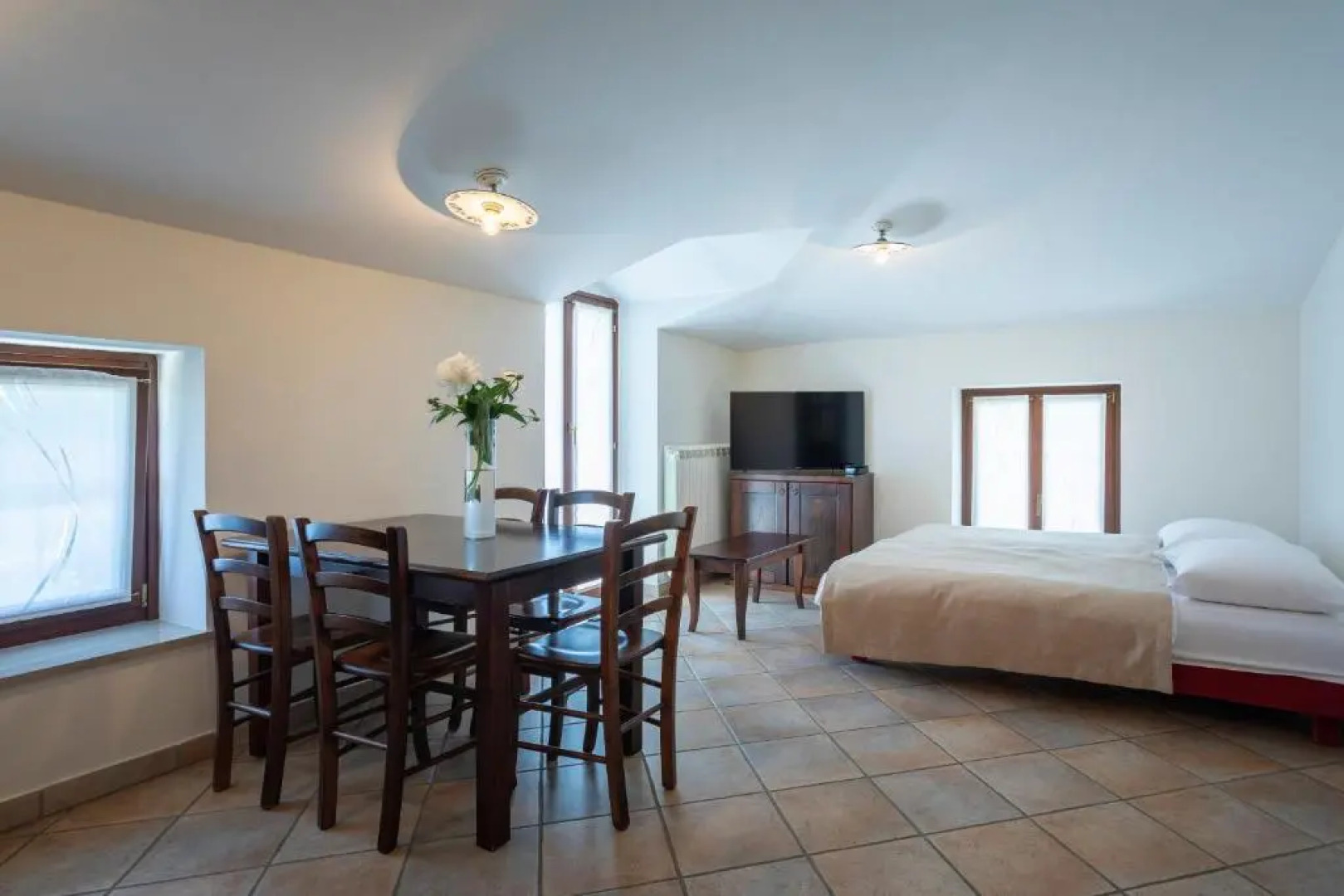 Guest House Valentincic