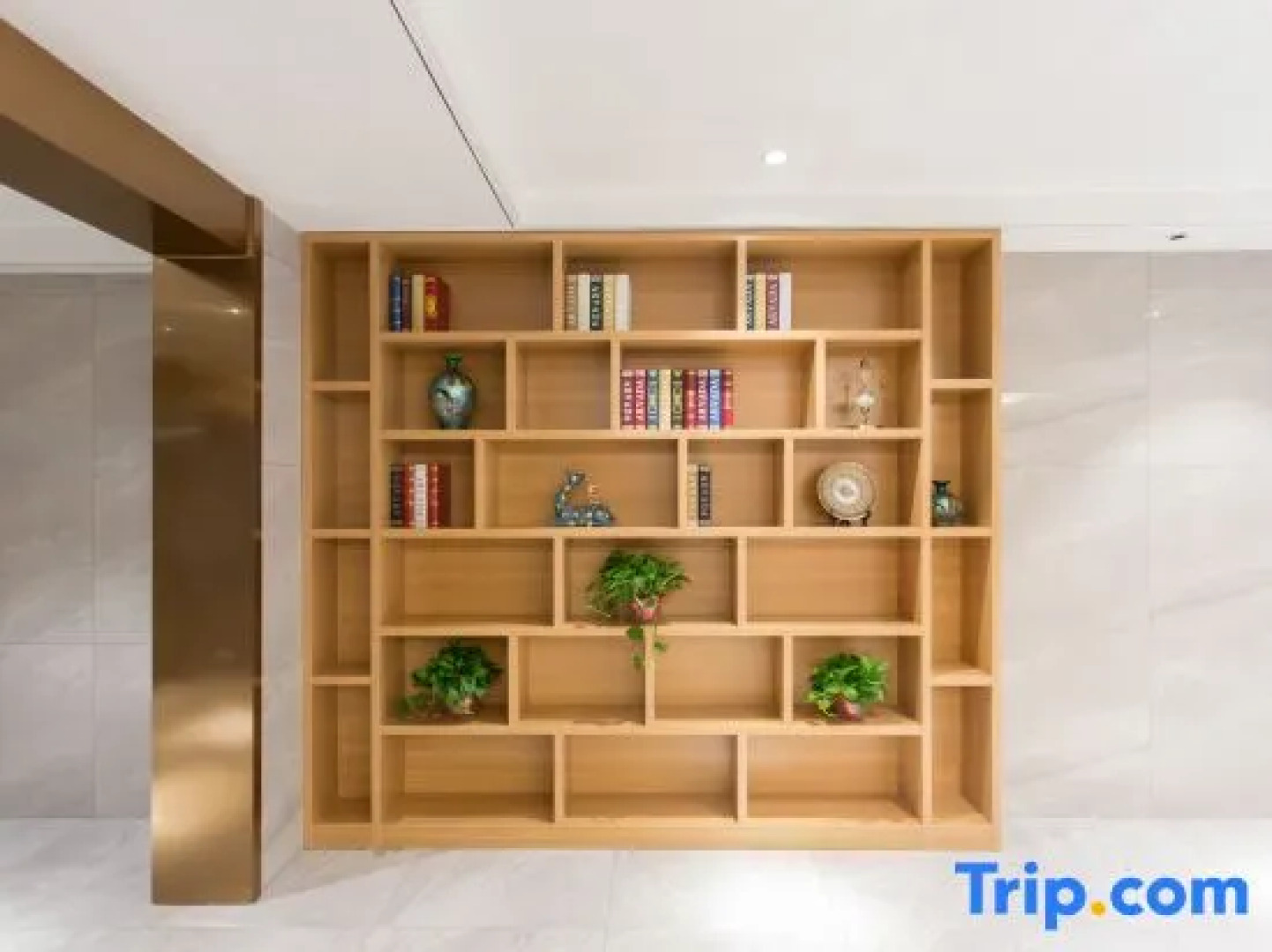 Chuxing Chain Hotel (Jingzhou Jinlong Road Ruijia)