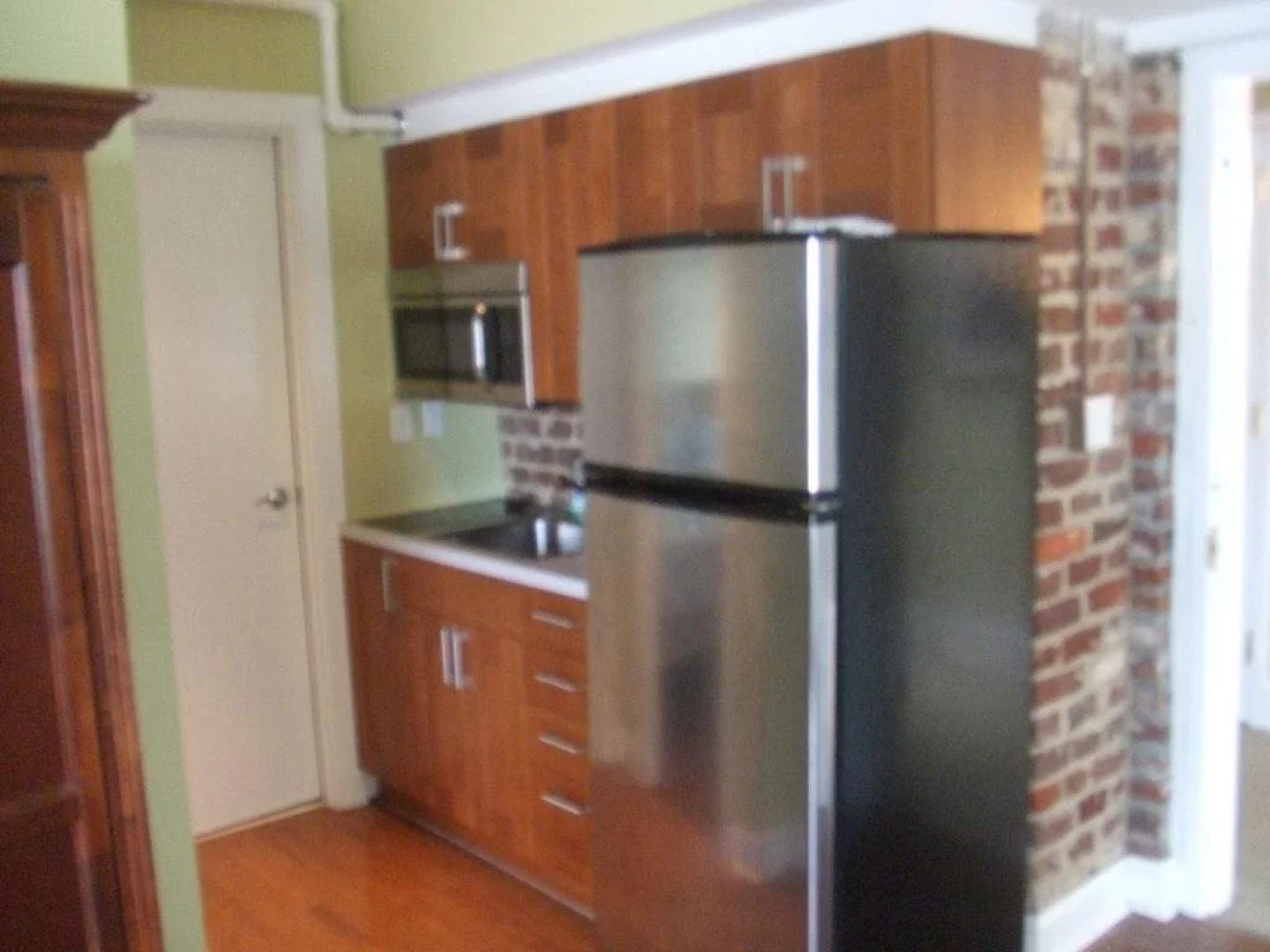 Meeting Street Suites