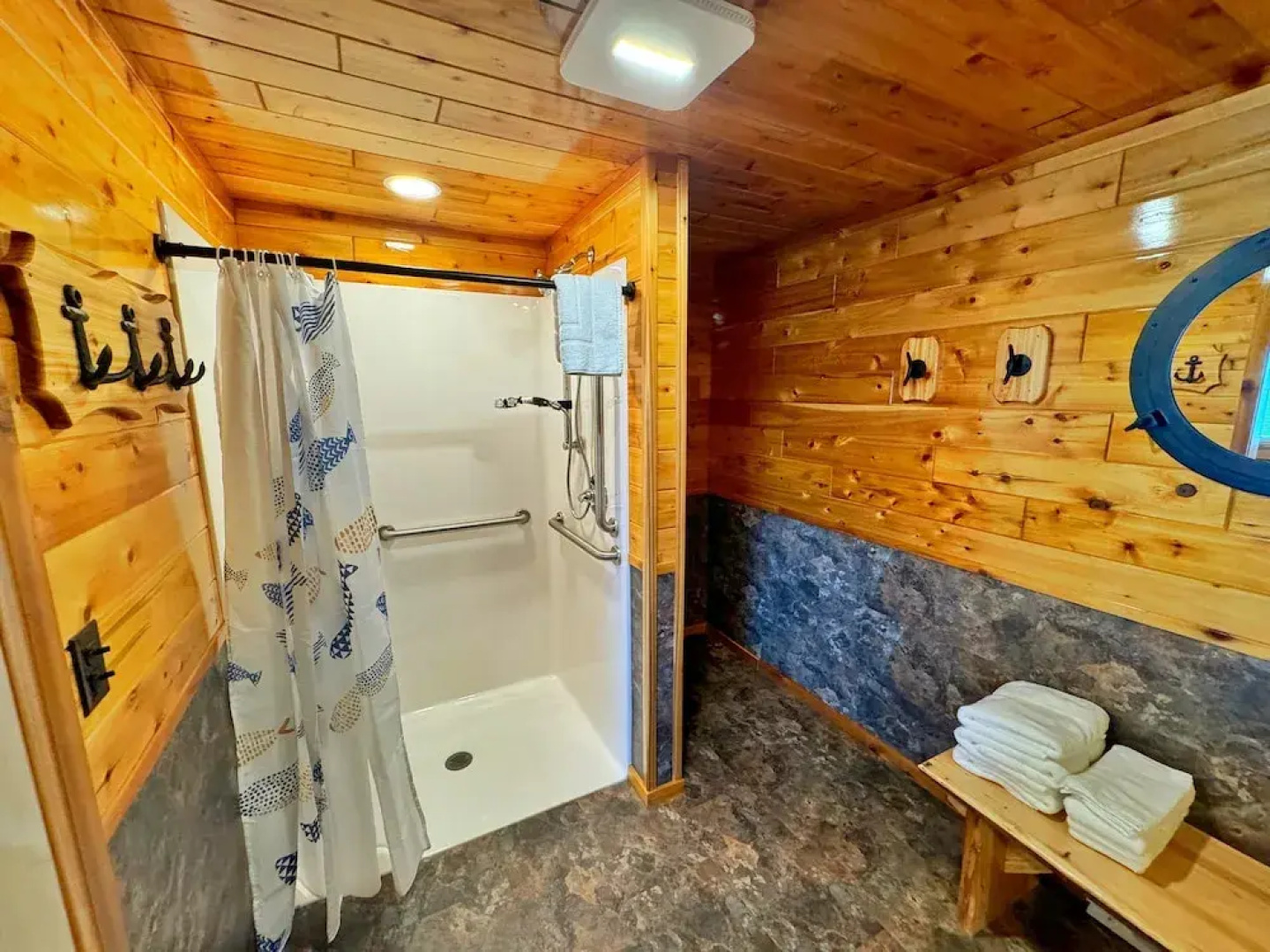Haven Duplex at Lake Paradise Cottages