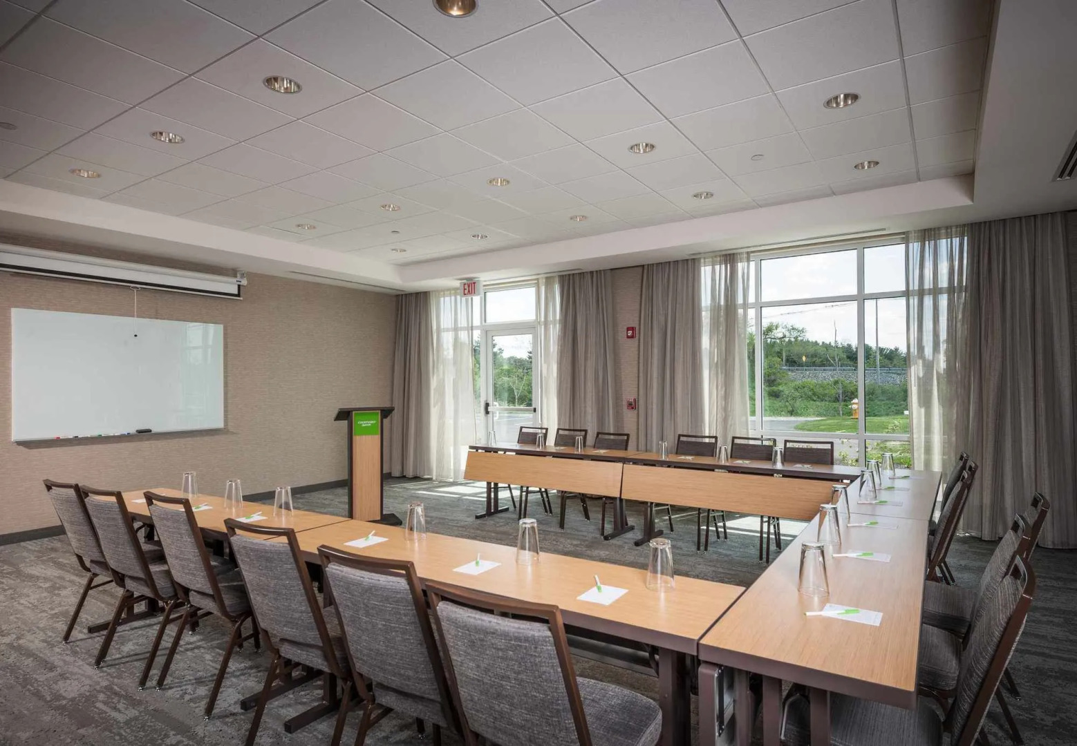 Courtyard by Marriott Boston Littleton