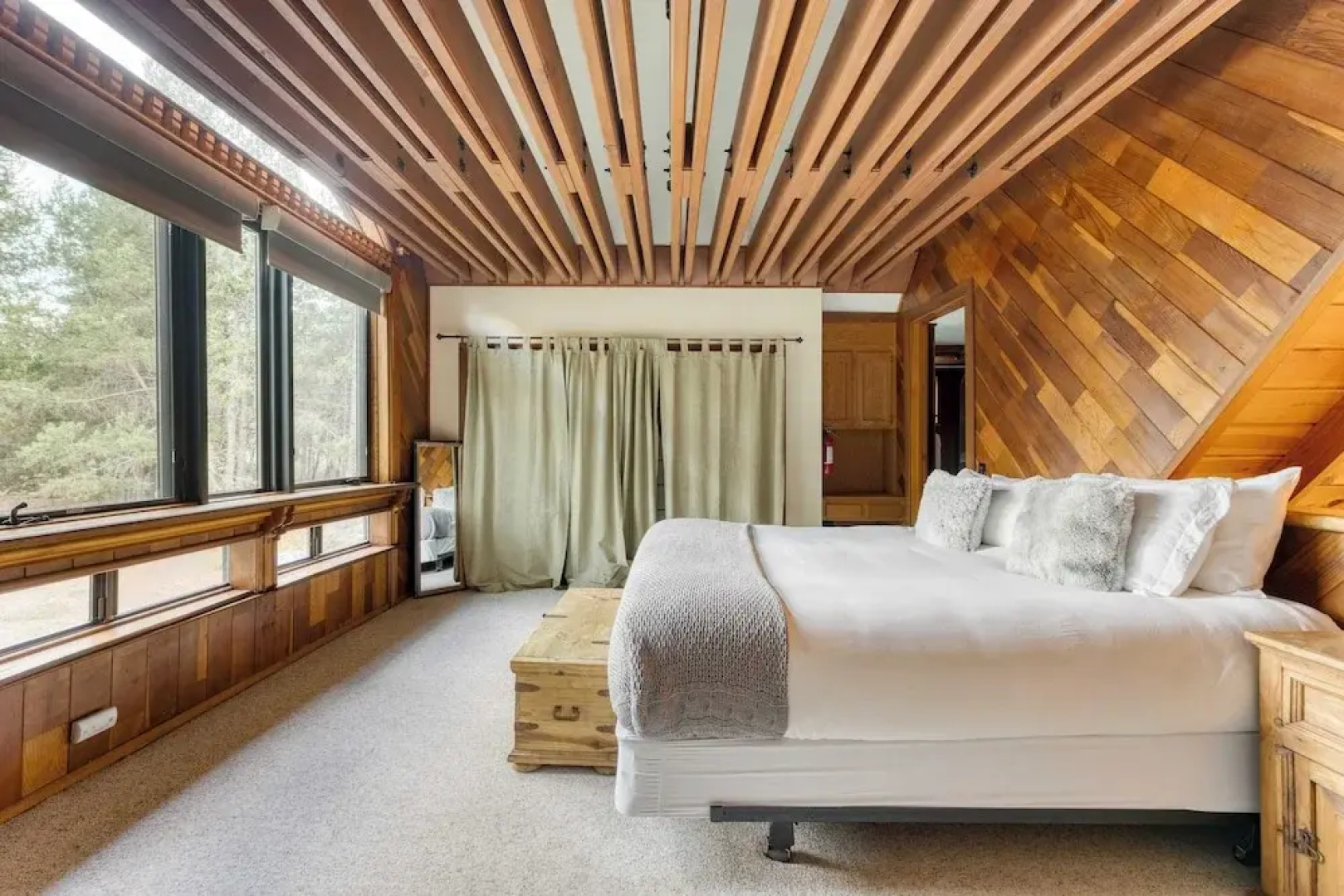 Riversong Lodge by Avantstay Sauna + Hot Tub On The Truckee River