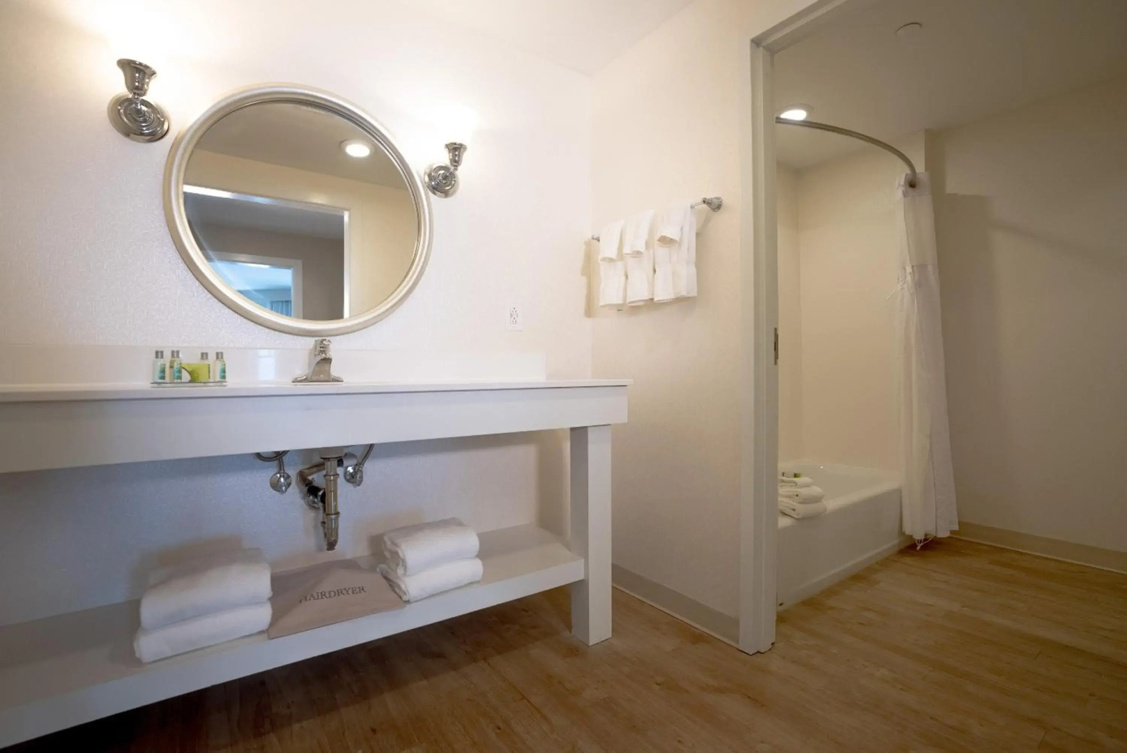 Cedar Point's Hotel Breakers